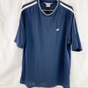 Nike Men’s Blue Short Sleeve Shirt